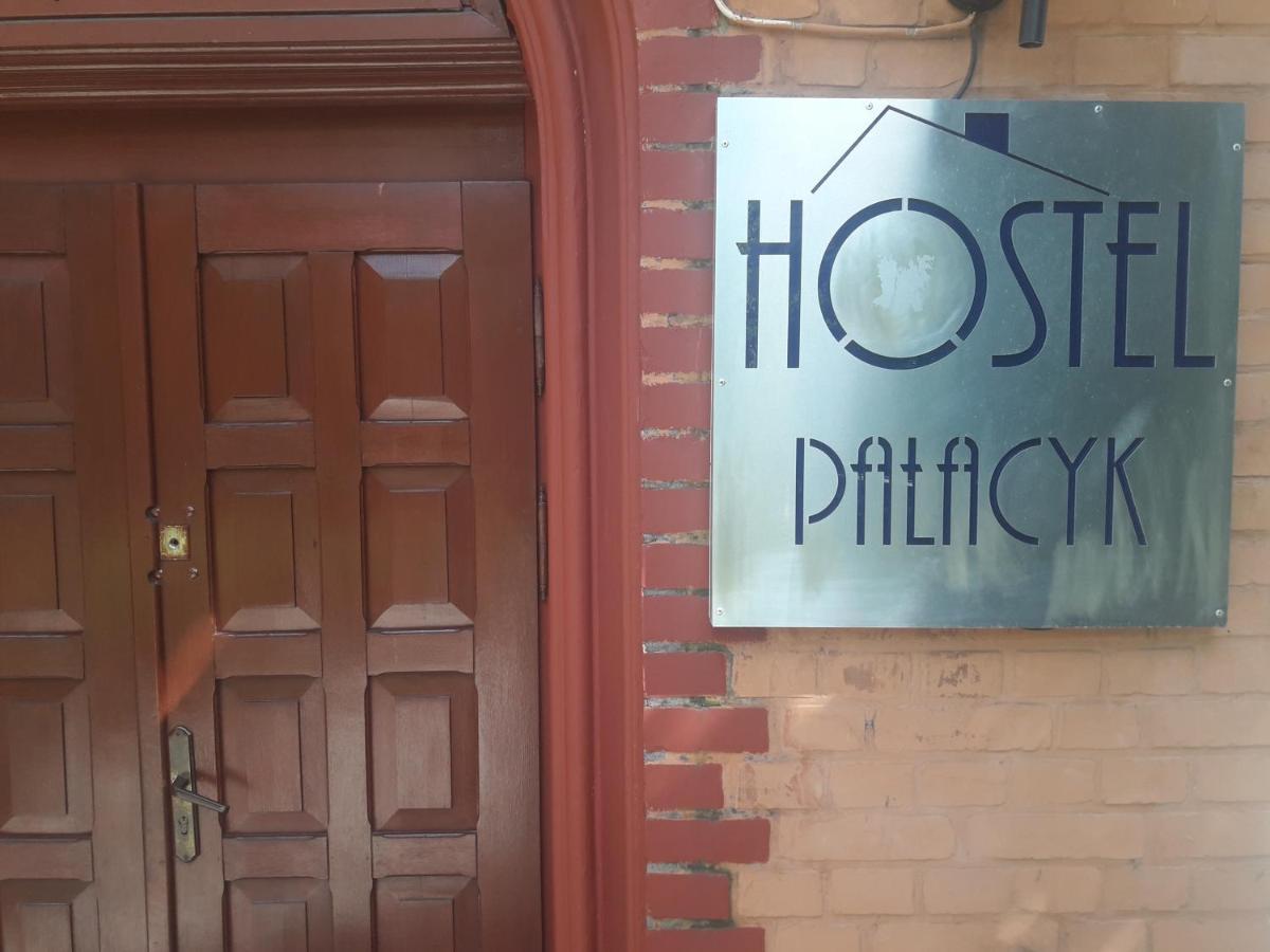 Hostel Palacyk Bydgoszcz Buitenkant foto